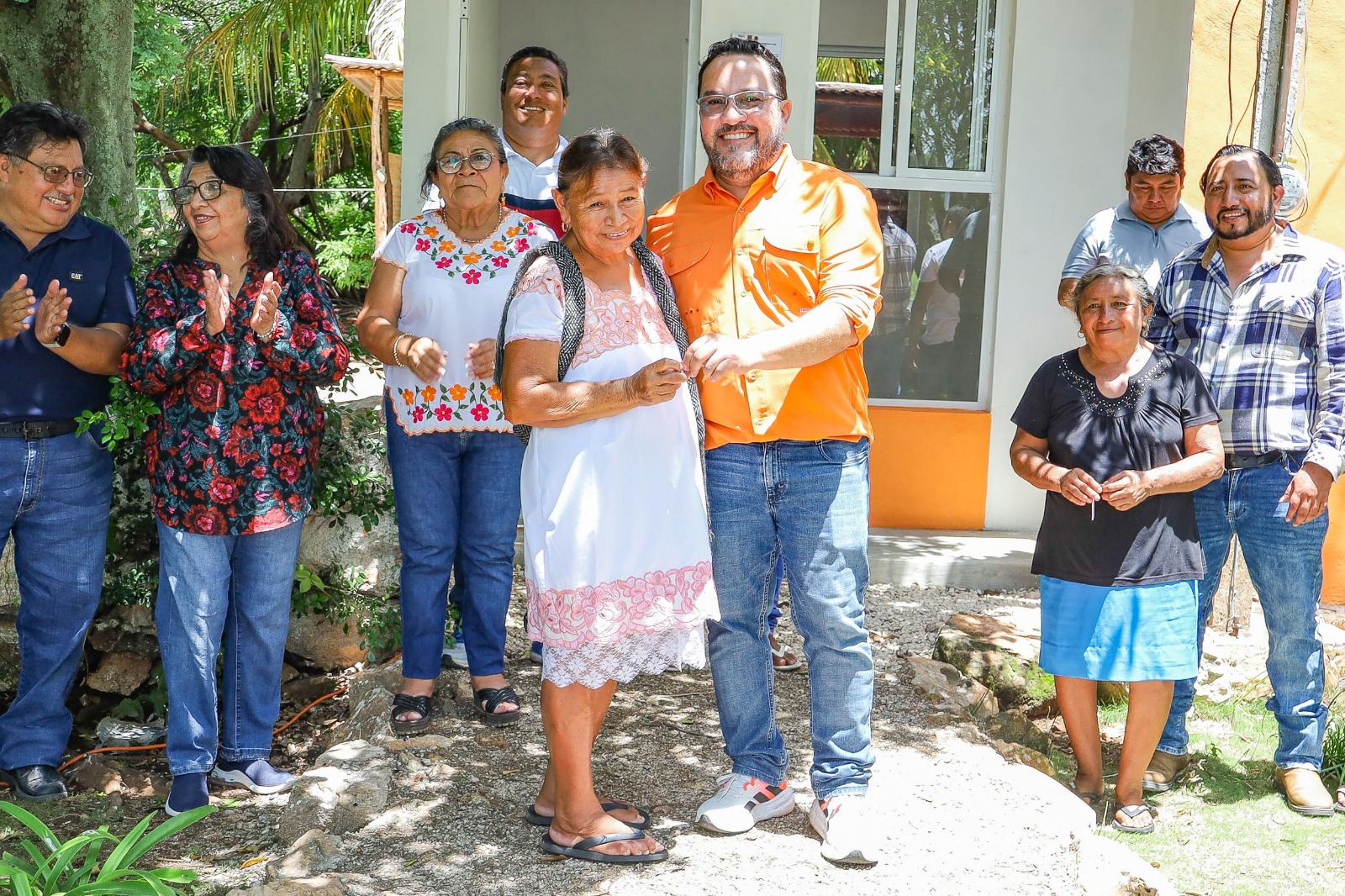Con estas obras, el H. Ayuntamiento de Calkiní refrenda su compromiso de trabajar de la mano con las comunidades para garantizar mejores condiciones de vida, fortaleciendo el tejido social y brindando esperanza a quienes más lo necesitan.
