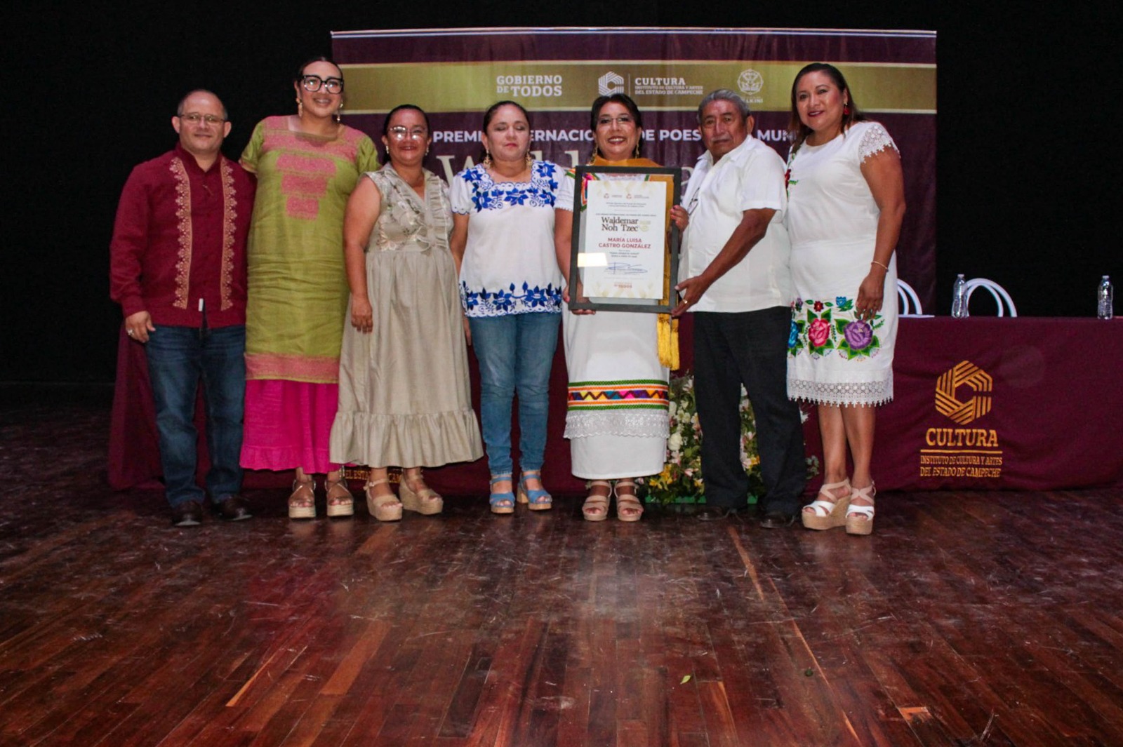 Con estas acciones, la Alcaldía de Calkiní reafirma su compromiso con la cultura, el arte y la preservación de las lenguas originarias, pilares fundamentales para la construcción de una sociedad con identidad, memoria histórica y sentido de pertenencia.