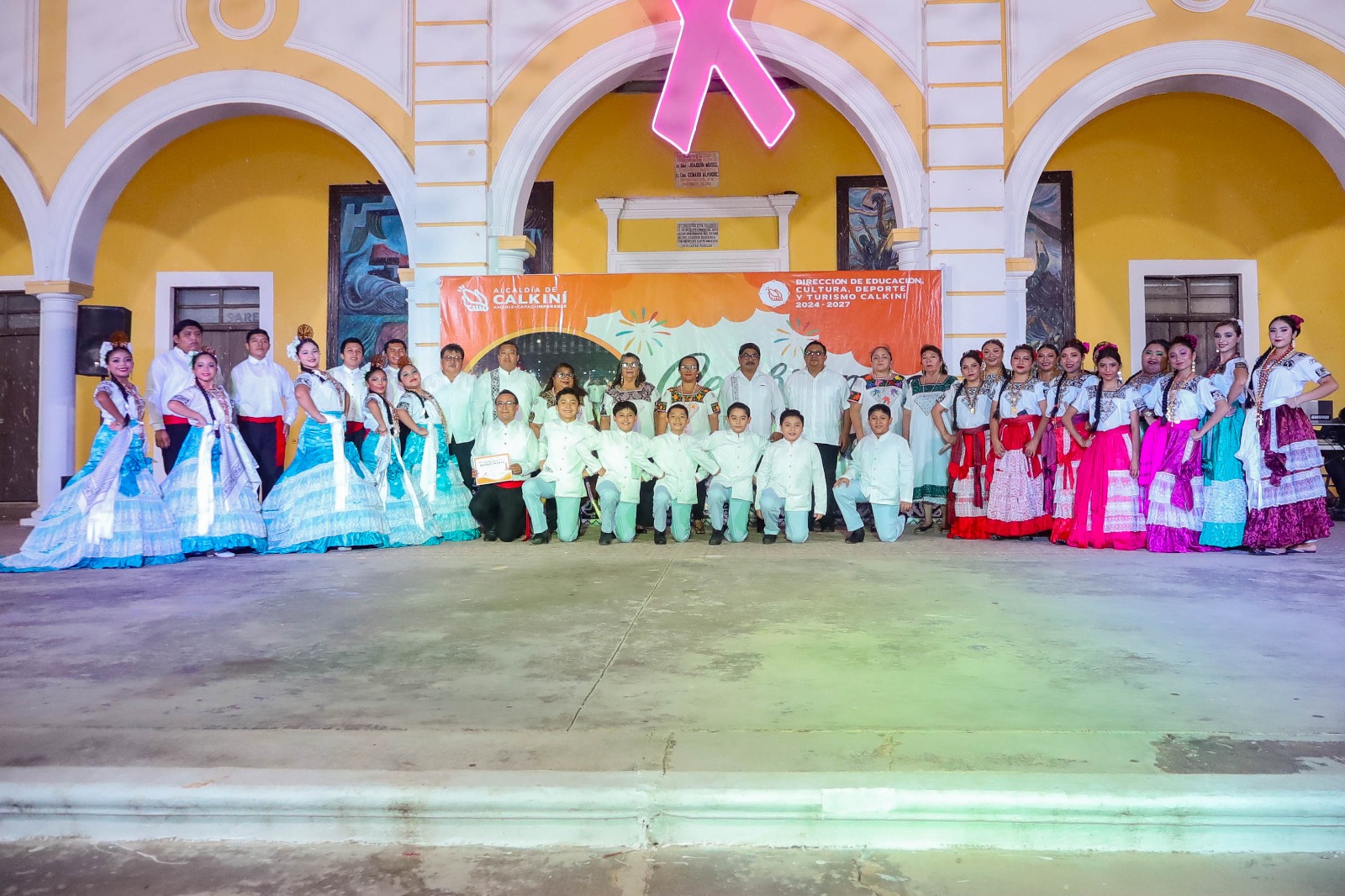 Con estas actividades, el gobierno municipal reafirma su compromiso de promover y preservar las tradiciones culturales que fortalecen la identidad de Calkiní y del estado de Campeche.