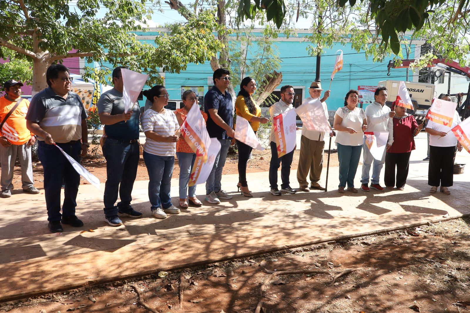 El alcalde reiteró que estas acciones forman parte del compromiso del Ayuntamiento de Calkiní por fortalecer los espacios públicos y promover entornos que contribuyan al bienestar de la ciudadanía.