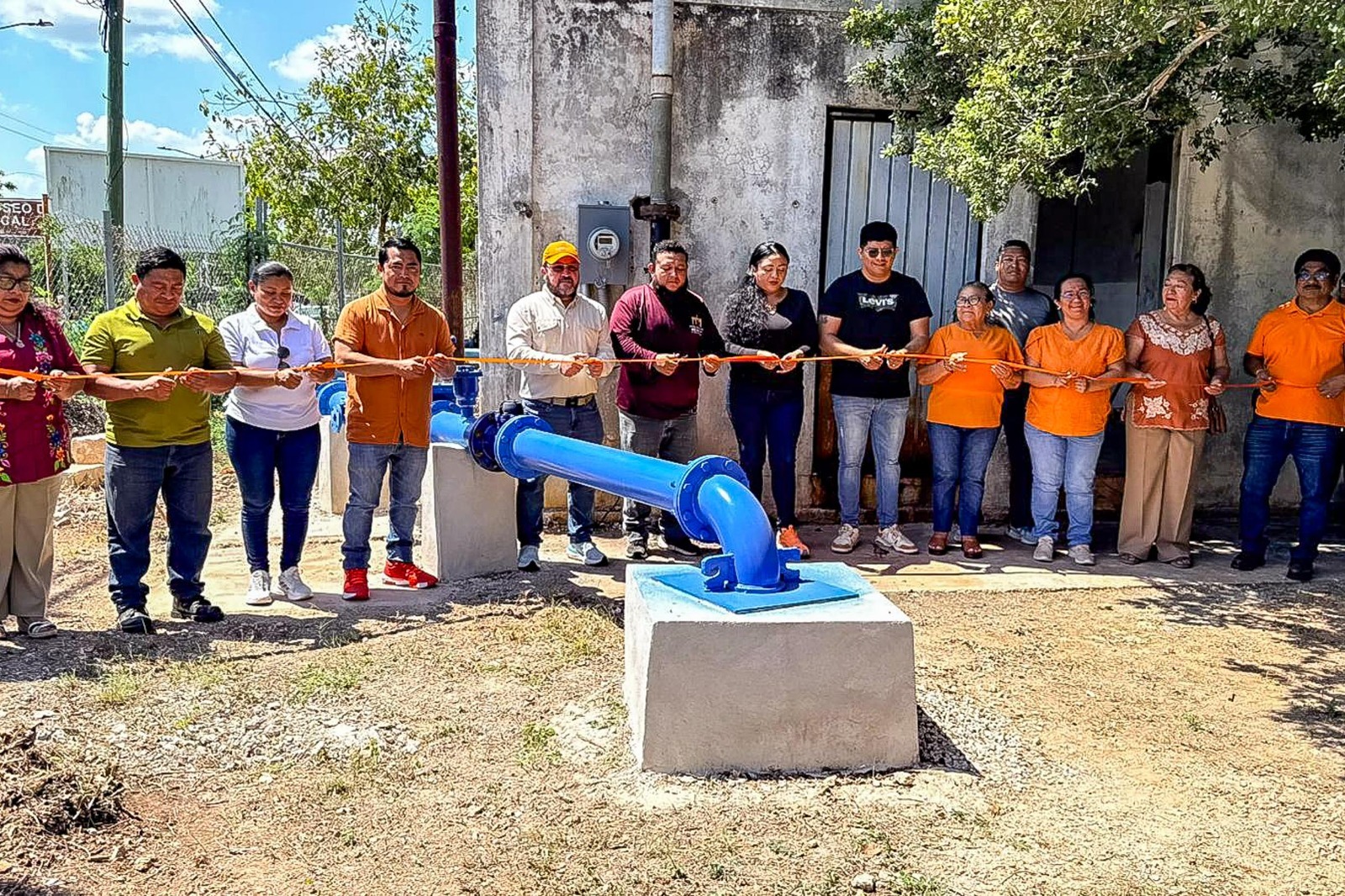 Para muchas familias de la colonia Pablo García, abrir la llave y contar con agua suficiente había sido, durante años, una dificultad constante. Hoy, esa realidad comienza a cambiar.